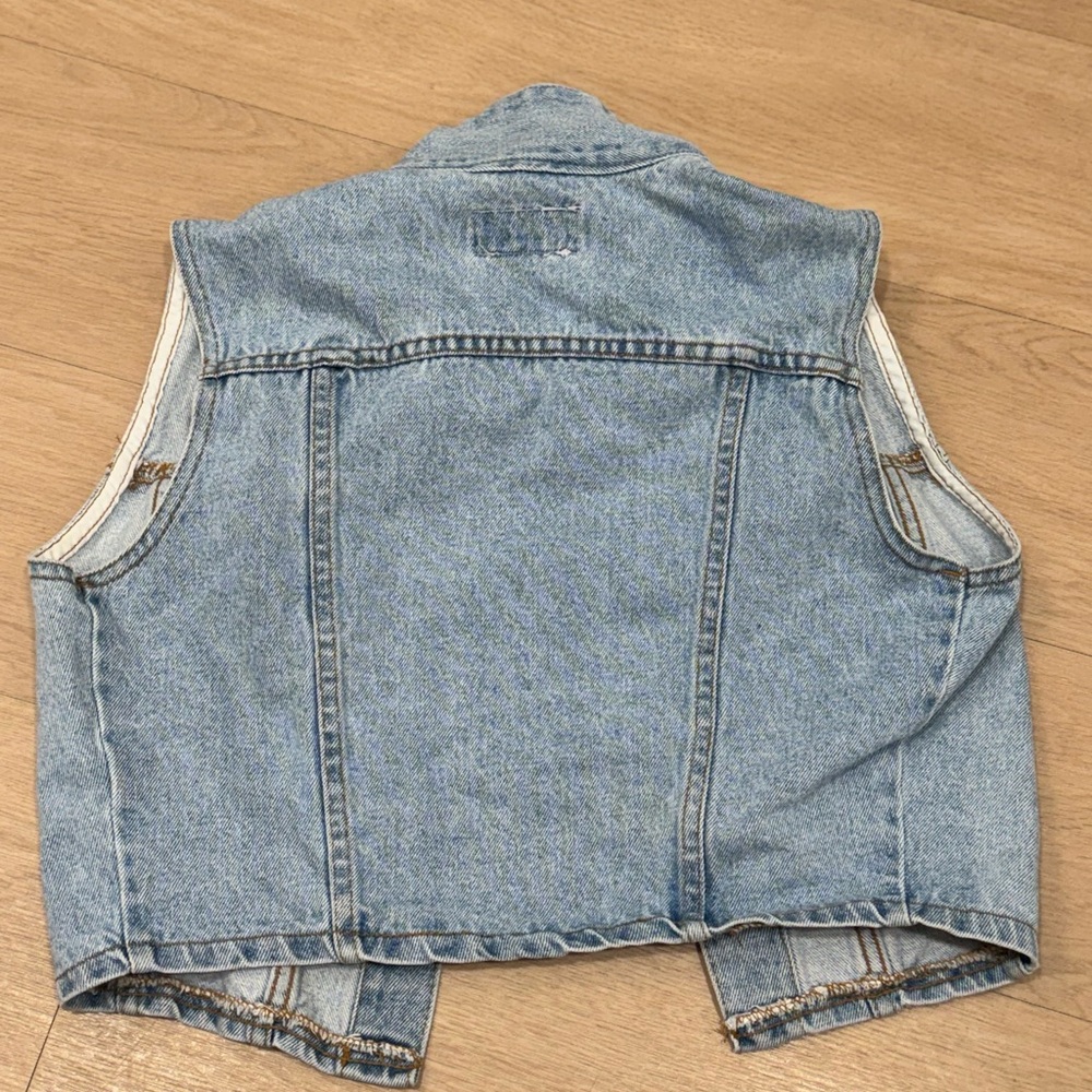 Vintage 90's Top, Y2K County Seat Denim Trucker Vest Floral Embroidered - Picture 7 of 7